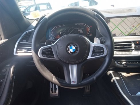 Used 2022 BMW X5 sDrive40i w/ M Sport Package image 16
