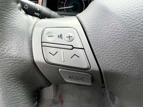 Used 2008 Toyota Solara SLE image 18
