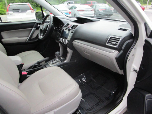 Used 2016 Subaru Forester 2.5i Limited image 8