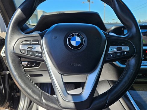 Used 2020 BMW 330i Sedan w/ Convenience Package image 18