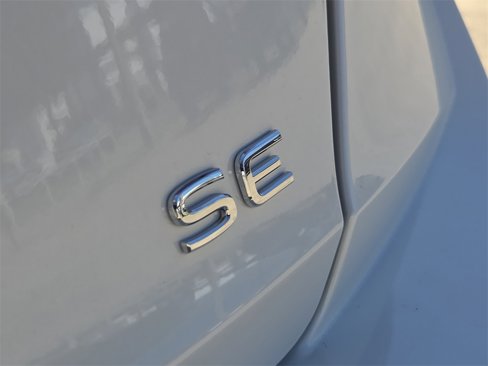 New 2025 Volkswagen Jetta SE image 8