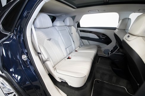 Used 2023 Bentley Bentayga Extended Wheelbase image 64