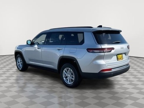 New 2025 Jeep Grand Cherokee L Laredo w/ Luxury Tech Group I image 3