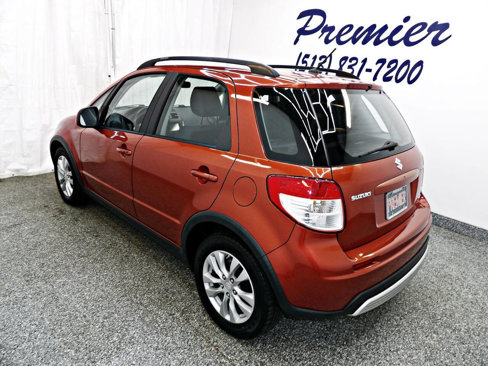 Used 2013 Suzuki SX4 AWD Hatchback image 4