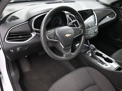 Used 2023 Chevrolet Malibu LT image 18