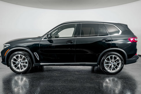 Used 2023 BMW X5 sDrive40i w/ Parking Assistance Package image 17