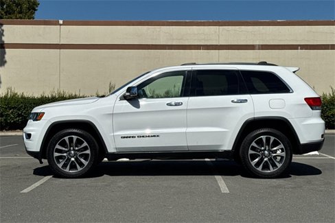 Used 2018 Jeep Grand Cherokee Limited image 7