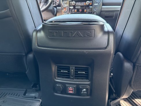 Used 2021 Nissan Titan PRO-4X image 13