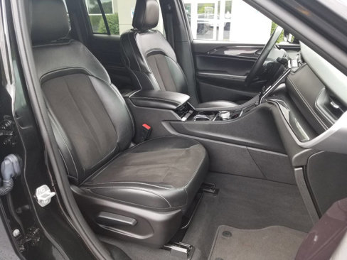 Certified 2022 Jeep Grand Cherokee Altitude image 12