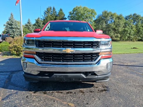 Used 2019 Chevrolet Silverado 1500 LT w/ All Star Edition image 3
