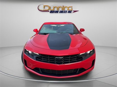 Used 2020 Chevrolet Camaro LT w/ Technology Package image 6