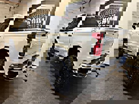 Used 2019 Chevrolet Silverado 1500 Custom w/ Custom Value Package image 3