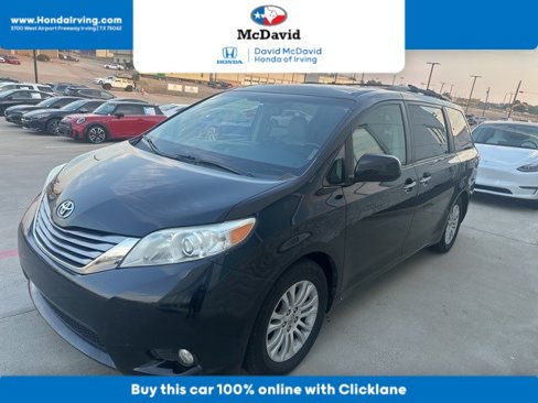 Used 2015 Toyota Sienna XLE image 1