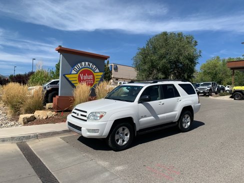 Used 2004 Toyota 4Runner SR5 image 1