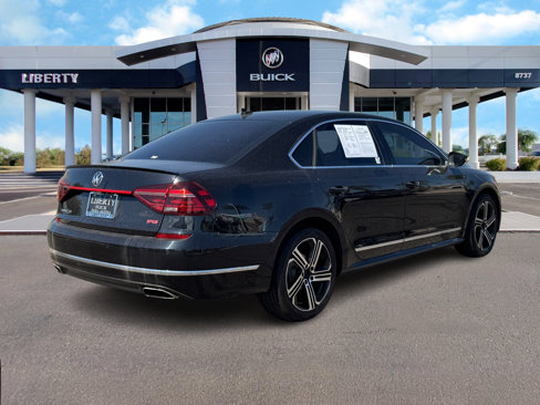 Used 2017 Volkswagen Passat 3.6 SE image 3