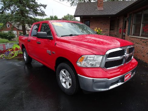 Used 2020 RAM 1500 Tradesman w/ Chrome Appearance Group image 4
