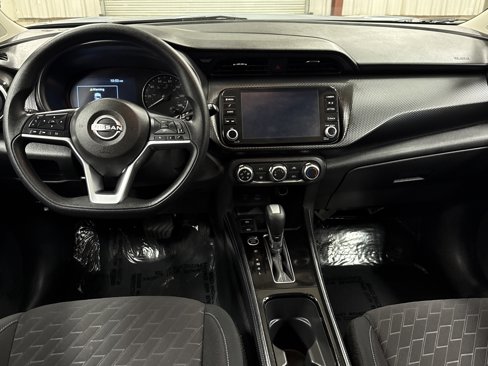Used 2023 Nissan Kicks SV image 17
