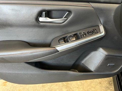 Used 2024 Nissan Sentra SR w/ SR Premium Package image 23