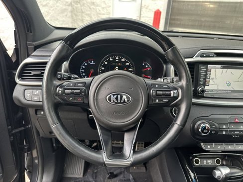 Used 2017 Kia Sorento SX image 28