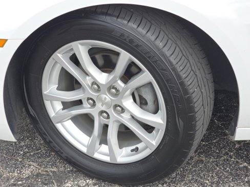 Used 2015 Chevrolet Camaro LS image 7