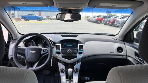 Used 2014 Chevrolet Cruze LS image 24