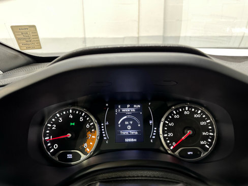 Used 2018 Jeep Renegade Altitude image 41