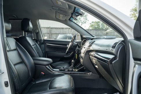 Used 2015 Kia Sorento LX image 13