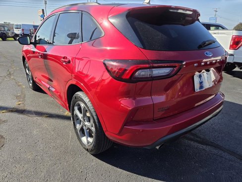 Used 2023 Ford Escape ST-Line image 6