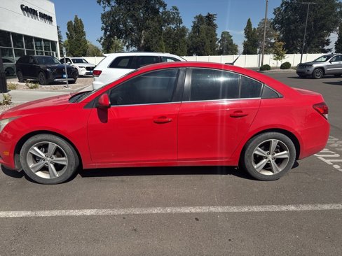 Used 2014 Chevrolet Cruze LT image 2