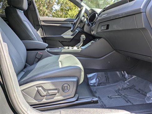 Used 2022 Audi Q3 2.0T Premium Plus image 3