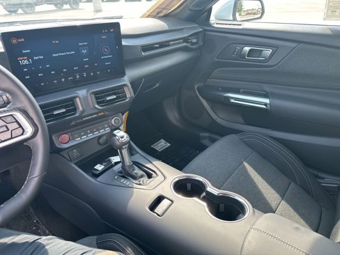 New 2025 Ford Mustang Coupe image 28