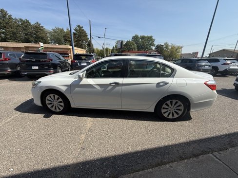 Used 2015 Honda Accord EX image 4