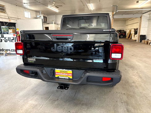 Used 2021 Jeep Gladiator Sport image 76