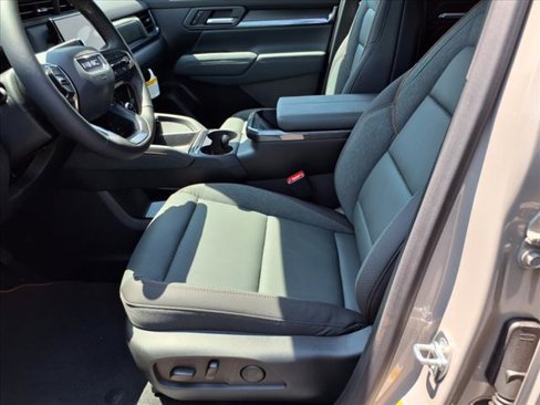 New 2026 GMC Terrain AT4 w/ Convenience Package III image 11