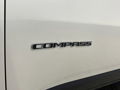 Certified 2018 Jeep Compass Limited w/ Navigation Group image 35