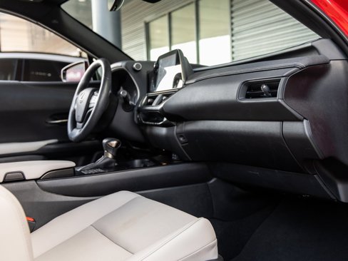 Used 2023 Lexus UX 250h FWD w/ Premium Package image 38