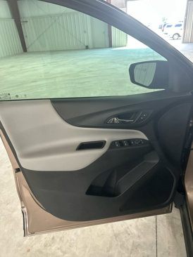 Used 2019 Chevrolet Equinox LS w/ LS Convenience Package image 11