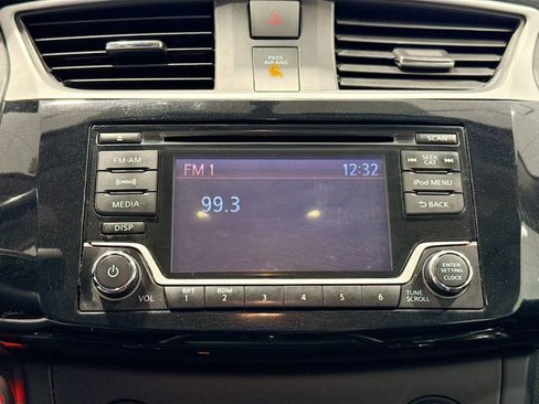 Used 2017 Nissan Sentra SV image 12