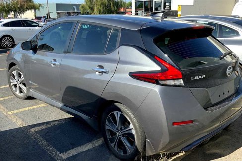 Used 2019 Nissan Leaf SV image 4