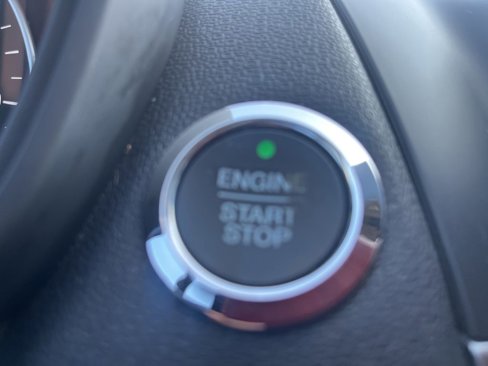 Used 2018 Ford EcoSport SE w/ SE Convenience Package image 18