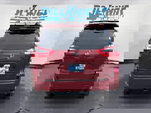 Used 2019 Toyota Sienna L image 4