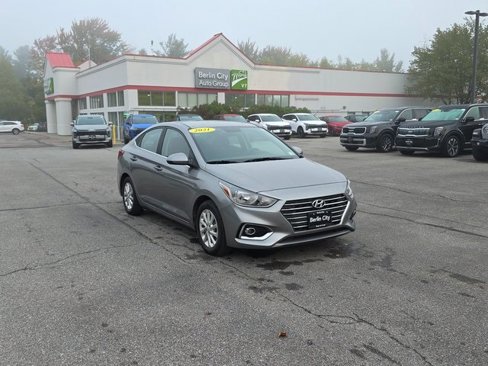Used 2021 Hyundai Accent SEL image 29