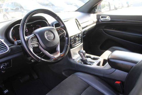 Used 2020 Jeep Grand Cherokee Altitude image 23
