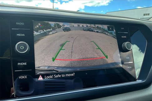 Certified 2023 Volkswagen Taos SE w/ Panoramic Sunroof Package image 26