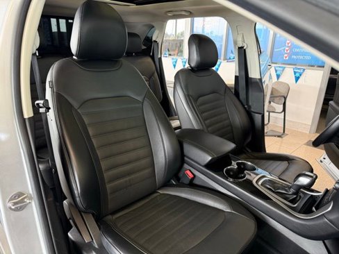 Used 2017 Ford Edge SEL w/ Equipment Group 201A image 26