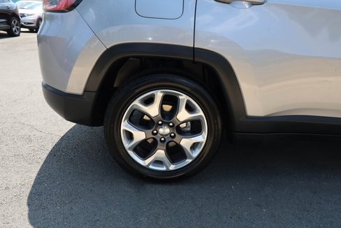 Used 2020 Jeep Compass Limited image 26