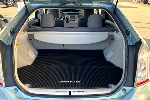 Used 2014 Toyota Prius Plug-In Hybrid image 24