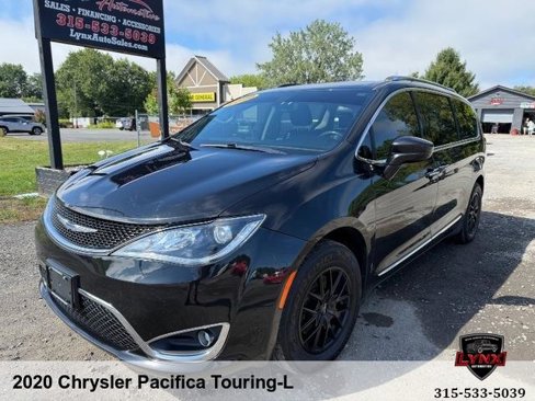Used 2020 Chrysler Pacifica Touring-L image 1