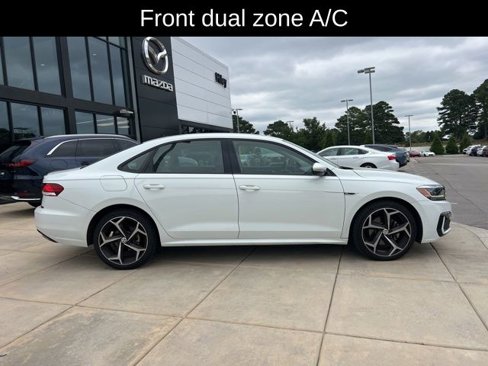 Used 2020 Volkswagen Passat 2.0T R-Line image 3