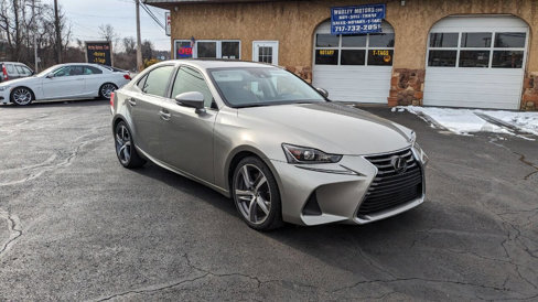 Used 2018 Lexus IS 300 AWD w/ Comfort Package image 2